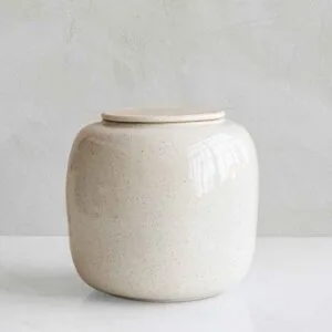 Keramische urn in aardetint, breed model, verkrijgbaar in groot, klein en mini